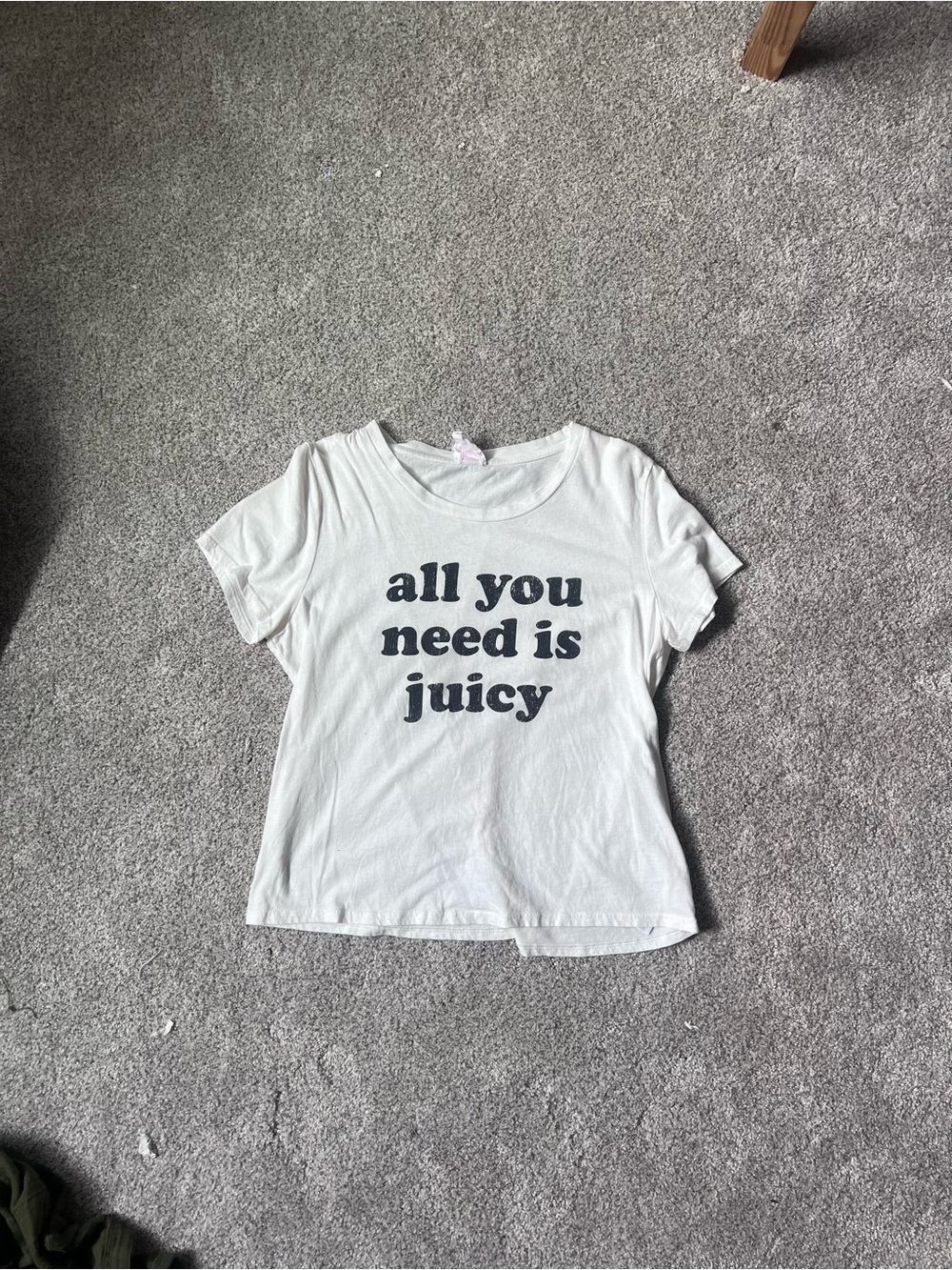 Juicy Couture White Tee with Graphic - short Sleeve